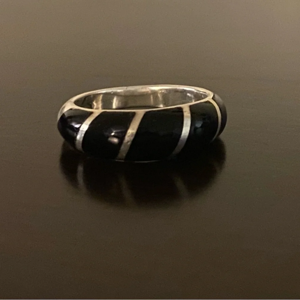 Vintage .925 Sterling Silver Black Onyx Band Ring Size 7 Unisex 4g